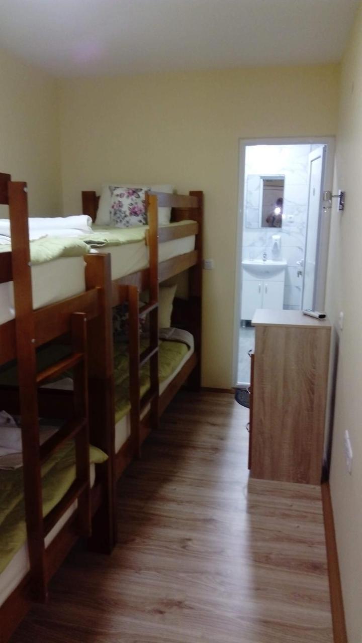 Hostel „Ж" Gradsko Exteriér fotografie